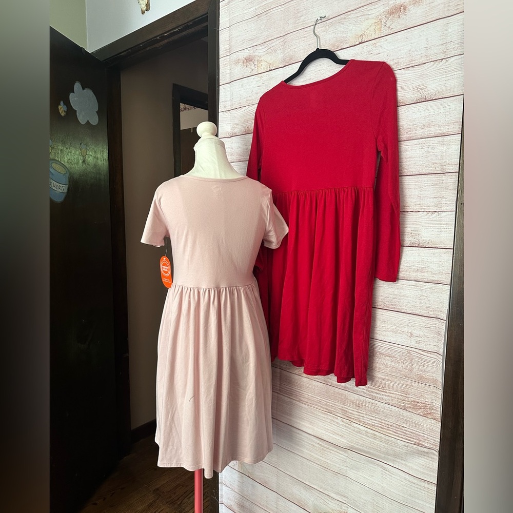 Play dress bundle - Picture 3 of 9